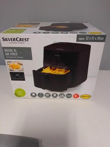NIEUWE XL AIR FRYER met 3 JAAR GARANTIE NOOIT GEBRUIKT!!!!! beschikbaar voor biedingen