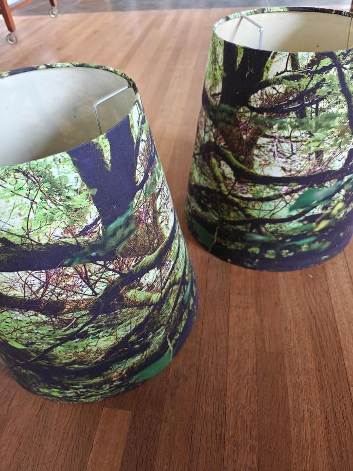 2 leuke lampenkappen IKEA, Huis en Inrichting, Lampen | Lampenkappen, Gebruikt, 25 tot 50 cm, Rond, Overige kleuren, Ophalen of Verzenden