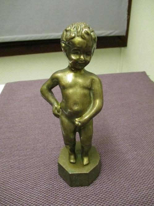 VINTAGE BRONZEN BEELDJE BEROEMDE VENTJE KETJE MANNEKE PIS, Antiek en Kunst, Curiosa en Brocante, Ophalen of Verzenden