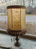 Lamp uit Tin met "blaas" lampkap, Enlèvement