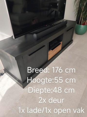 Tv-kast in mooie kwaliteit met 2 deuren en 1 lade . beschikbaar voor biedingen