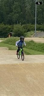 BMX fiets en Helm kind, Ophalen, Zo goed als nieuw, Helm