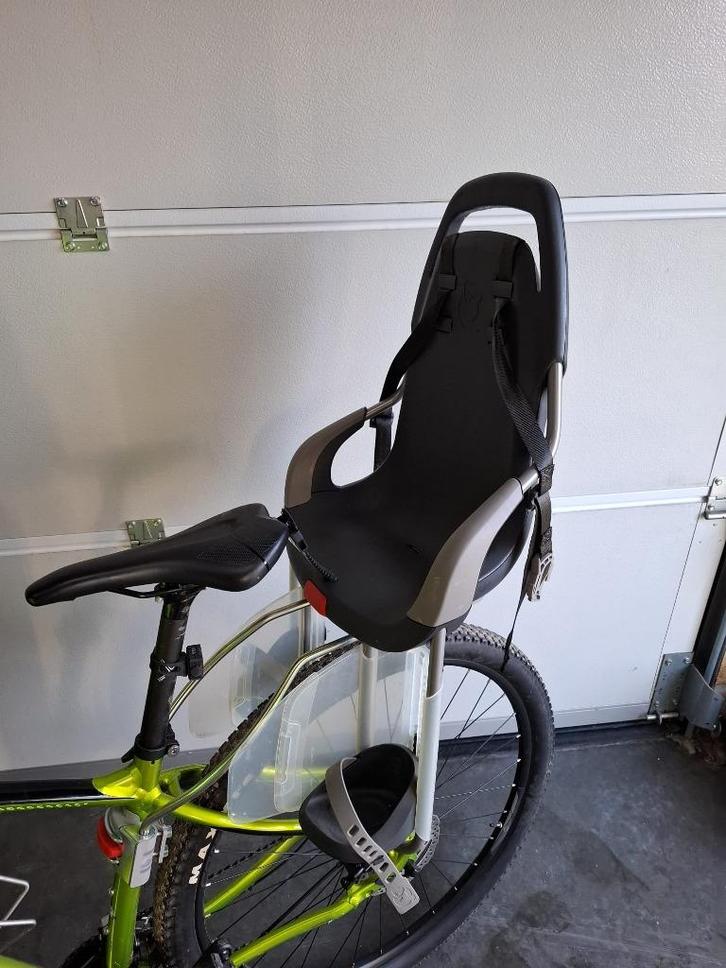 Fiets kinderstoel qibbel met stang bevestiging, Fietsen en Brommers, Fietsaccessoires | Fietsstoeltjes, Zo goed als nieuw, Achterzitje