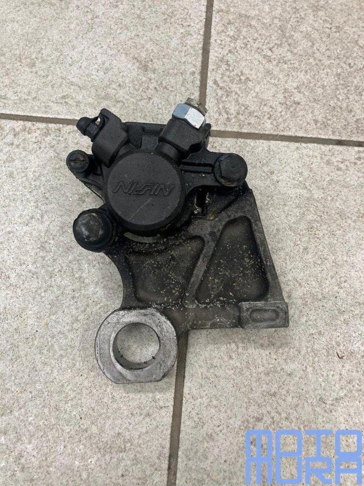 Achter remklauw voor de Yamaha R6 2006 2007 RJ11 achterrem a, Motoren, Onderdelen | Yamaha, Gebruikt, Ophalen of Verzenden