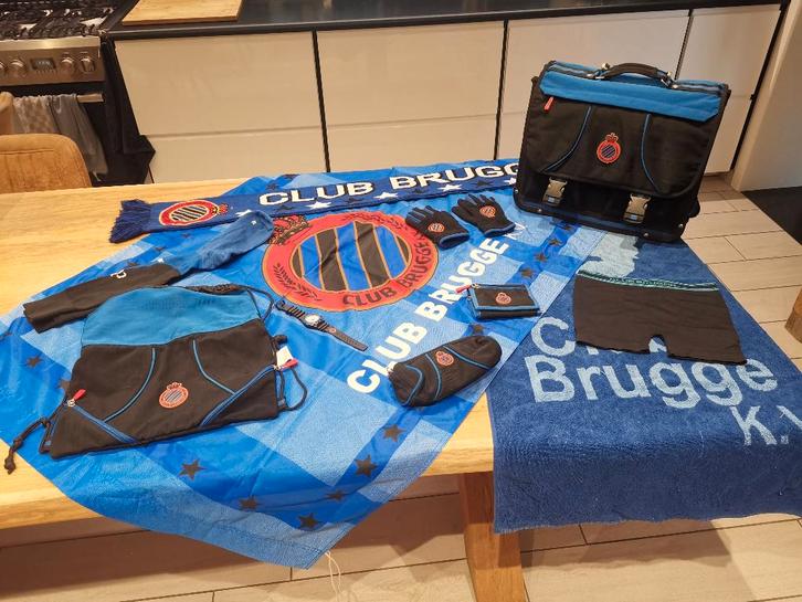 CLUB BRUGGE Accessoires, Verzamelen, Sportartikelen en Voetbal, Zo goed als nieuw, Overige typen, Ophalen