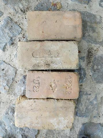 BRIQUE REFRACTAIRE, Enlèvement, Utilisé, Briques