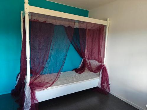 Kinderslaapkamer, Kinderen en Baby's, Kinderkamer | Bedden, Gebruikt, Lattenbodem, Matras, Ophalen