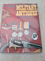 Collecting military antiques, Livres, Guerre & Militaire, Utilisé, Enlèvement ou Envoi