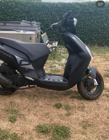 Generic Epico 70cc A klasse, Enlèvement, Comme neuf
