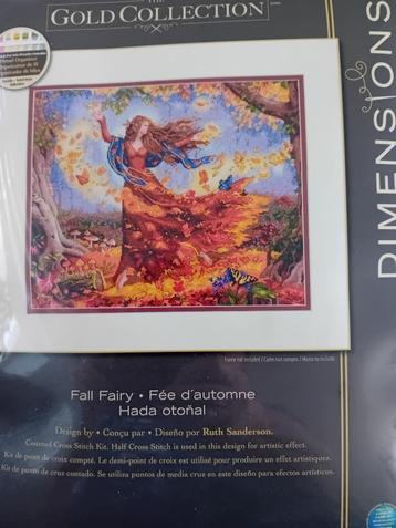 Borduurpakket Fall Fairy van Dimensions Gold