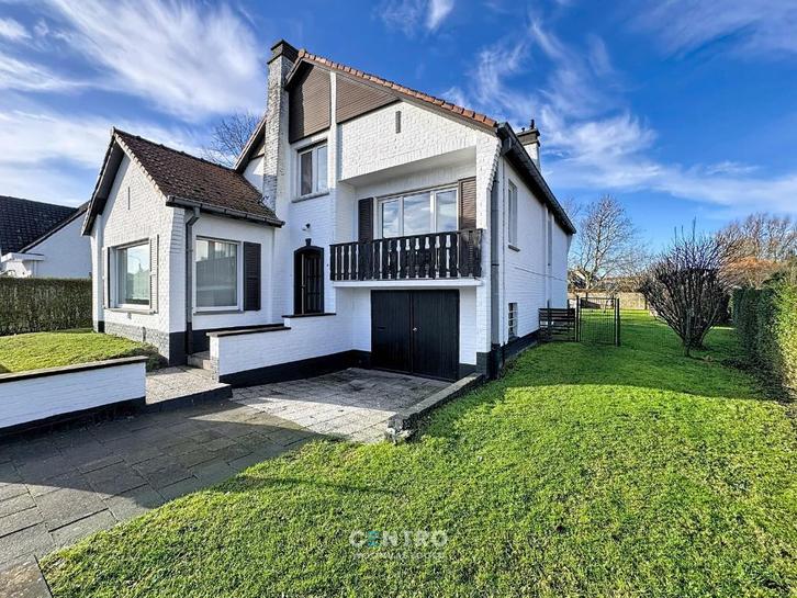 TE KOOP - Villa, Immo, Huizen en Appartementen te koop, Provincie West-Vlaanderen, 1000 tot 1500 m², Vrijstaande woning, C