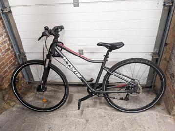  Btwin Riverside 500 fiets beschikbaar voor biedingen