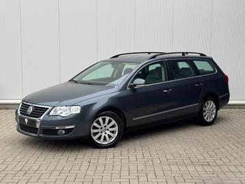 ✅ Vw Passat 1.6 TDi BlueMotion GARANTIE Navi RNS Cruise PDC beschikbaar voor biedingen