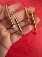 Armband met roze en gouden oorknopjes, Handtassen en Accessoires, Manchetknopen, Gebruikt, Verguld