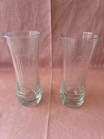 Ricard 2 glazen reliëf, ronde voet., Verzamelen, Merken en Reclamevoorwerpen, Ophalen of Verzenden, Zo goed als nieuw, Gebruiksvoorwerp