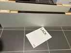 2 Legplanken Lack Ikea 110cm breed, 26 cm diep, Ophalen, Zo goed als nieuw