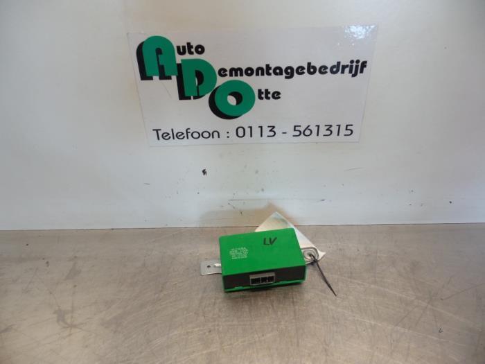 Module verrouillage central des portes d'un Honda Prelude (P, Autos : Pièces & Accessoires, Autres pièces automobiles, Honda, Utilisé