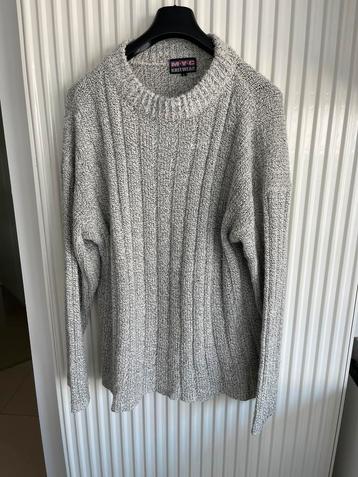 Slobbertrui losse pullover maat L - XL beschikbaar voor biedingen