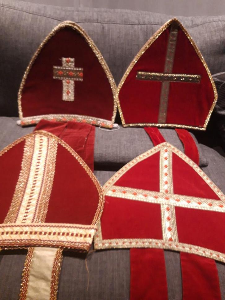 Sinterklaas / sint mijter / mijters, Diversen, Sinterklaas, Zo goed als nieuw, Ophalen