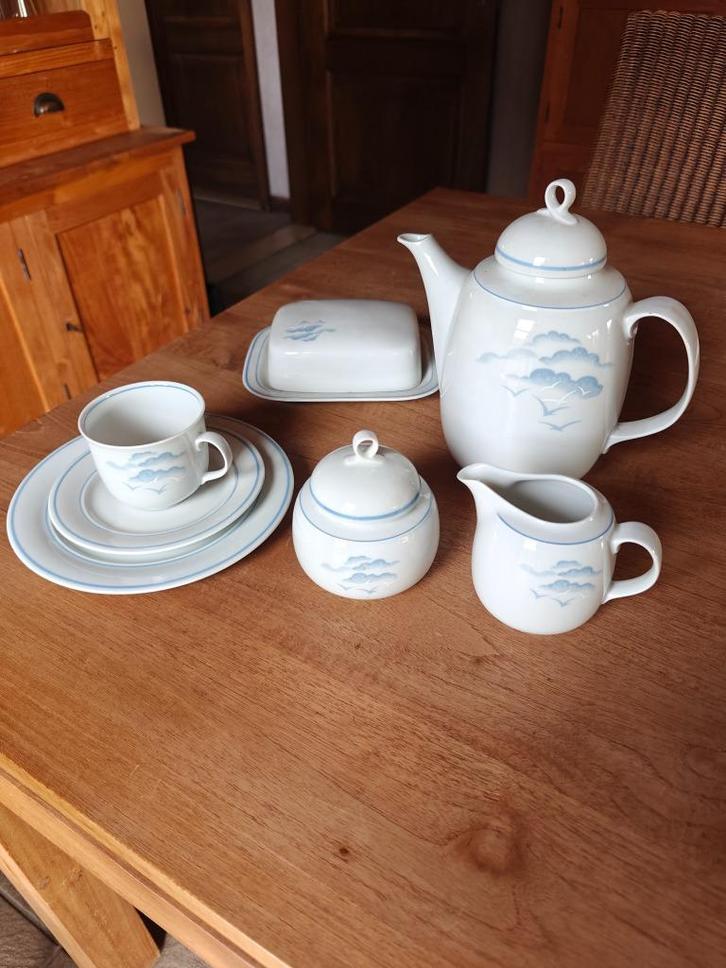 servies porselein, Huis en Inrichting, Keuken | Servies, Zo goed als nieuw, Compleet servies, Overige stijlen, Porselein, Ophalen