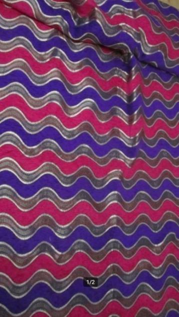 TISSU EPAIS VELOURS VIOLET FUSCHIA ET ARGENT 1M40 X 7M