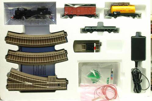 TRIX 21521 COFFRET DEPART SNCF VAPEUR + WAGONS + RAILS + TRA, Hobby en Vrije tijd, Modeltreinen | H0, Nieuw, Treinset, Gelijkstroom