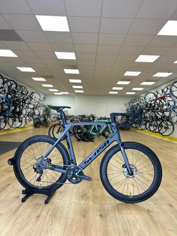 Sensa Giulia Evo Carbon Disc Racefiets beschikbaar voor biedingen