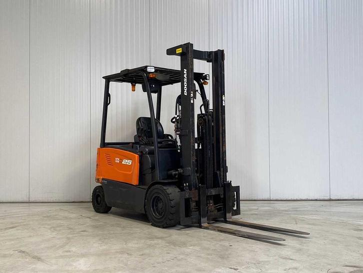 Doosan - 2016 - B25X-7 - Vorkheftruck, Zakelijke goederen, Machines en Bouw | Heftrucks en Intern transport, Heftruck, Overige aandrijving