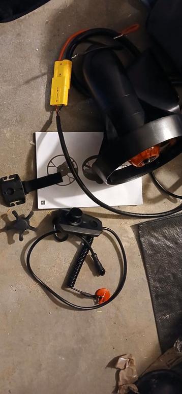 Moteur floatube beschikbaar voor biedingen