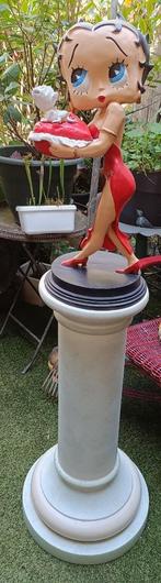 Betty Boop op zuil te koop., Ophalen