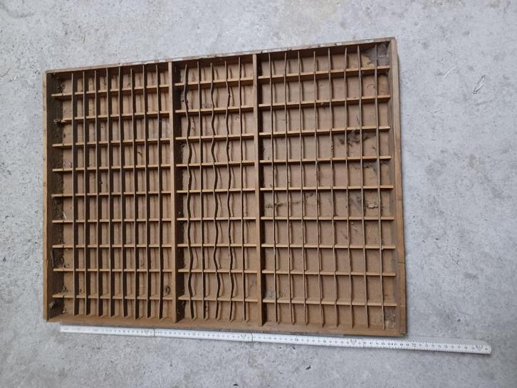 Houten lade met onderverdelingen, Antiek en Kunst, Curiosa en Brocante, Ophalen