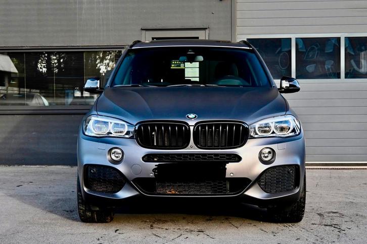 BMW X5 M50i, Auto's, BMW, Particulier, X5, 360° camera, Benzine, Zwart, Alcantara, Ophalen