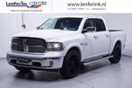 Dodge RAM 1500 5.7 V8 4x4 Crew Cab 5'7 Rebel Laramie Navi Le, Auto's, Dodge, Automaat, Zwart, Parkeersensor, Wit