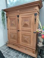 Antieke halkast of opbergkast van De Wispelaere (sinds1865), Ophalen