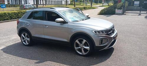 Volkswagen T-Roc 1.0 TSI LIFE uit 2022, Auto's, Volkswagen, Particulier, T-Roc, Benzine, Euro 6, SUV of Terreinwagen, Zilver of Grijs
