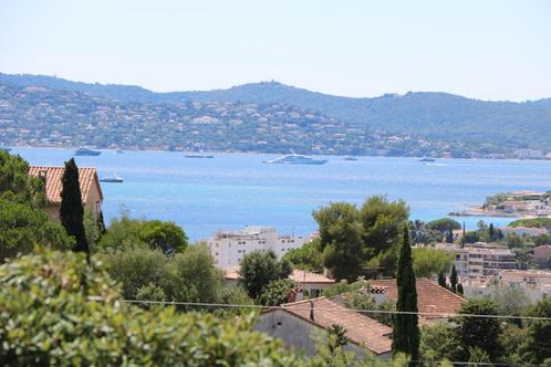 VILLA SAINTE-MAXIME MET ZEEZICHT &  ZWEMBAD TE  HUUR, Vakantie, Vakantiehuizen | Frankrijk, Provence en Côte d'Azur, Landhuis of Villa