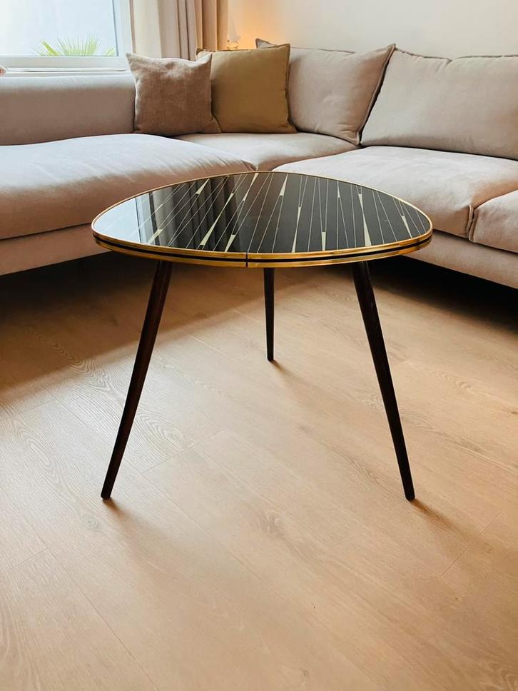 Vintage tripod salontafel. rockabilly, Huis en Inrichting, Tafels | Salontafels, Zo goed als nieuw, 50 tot 75 cm, 50 tot 100 cm