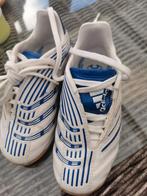 Chaussures Adidas, Sports & Fitness, Volleyball, Comme neuf, Enlèvement ou Envoi, Chaussures