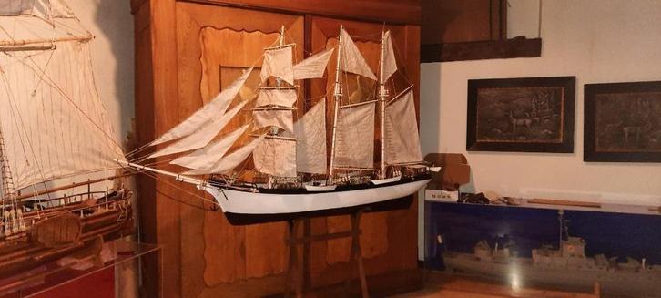 Prachtig groot schip, volledig van hout, zeldzaam model, Hobby en Vrije tijd, Modelbouw | Boten en Schepen, Zo goed als nieuw