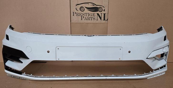 Voorbumper VW Touran 5TA R-line 4xPDC KLS LC9A 5TA807221M, Auto-onderdelen, Carrosserie, Bumper, Voor, Gebruikt, Herkomst onderdeel bekend