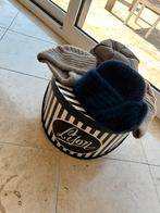 Mutsen Lyon (4) - Knokke Zoute, Kleding | Dames, Mutsen, Sjaals en Handschoenen, Ophalen, Muts