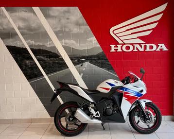 Honda CBR125R (bj 2014) beschikbaar voor biedingen