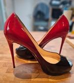 louboutin 40/5 two tone youtish peep toe, Kleding | Dames, Schoenen, Ophalen of Verzenden, Gedragen