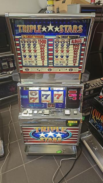 Machine à sous jackpot IGT S2000 | Triple Stars, Euro, Enlèvement, Utilisé, Avec clés