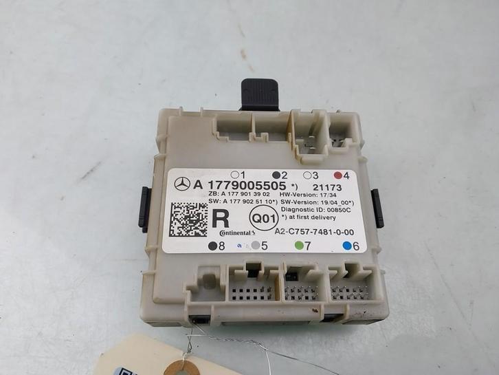 ORDINATEUR VEROUILLAGE CENTRALISE A-Klasse AMG (177.0), Autos : Pièces & Accessoires, Électronique & Câbles, Mercedes-Benz, Utilisé