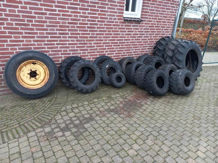 Partij landbouw / gazon / offroad banden, Zakelijke goederen, Landbouw | Onderdelen | Banden, Velgen en Assen, Ophalen