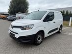 Toyota proacectiy 1.5 diesel bj 2021 80000 km incl btw, Auto's, Bestelwagens en Lichte vracht, Stof, 4 cilinders, Wit, Bedrijf