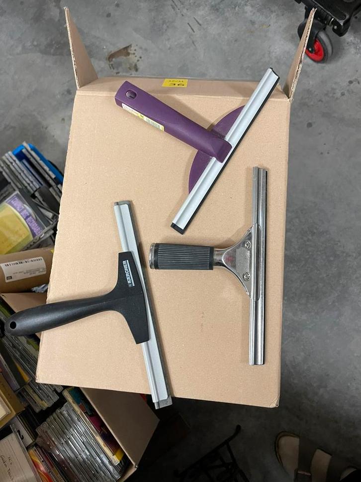 3 verschillende raamwissers, Vero en Karcher, Maison & Meubles, Salle de bain | Linge de bain & Accessoires, Enlèvement ou Envoi