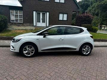Renault Clio IV limited turbobenz Euro6b Airco Navi gekeurd beschikbaar voor biedingen