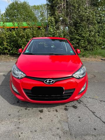 Hyundai i20 Gekeurd en onderhoud, Auto's, Hyundai, Euro 5, 63 kW, 5 deurs, Particulier